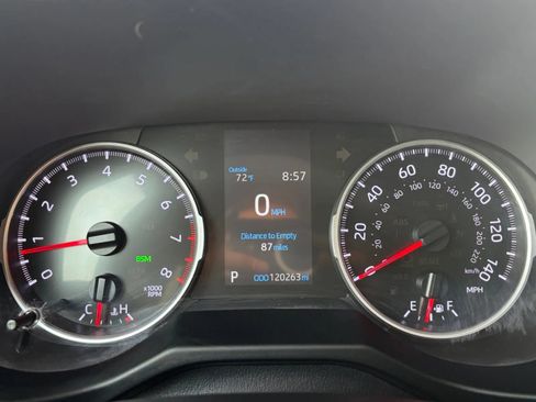 Used 2019 Toyota RAV4 LE w/ All Weather Liner Package AWD/4WD image 31