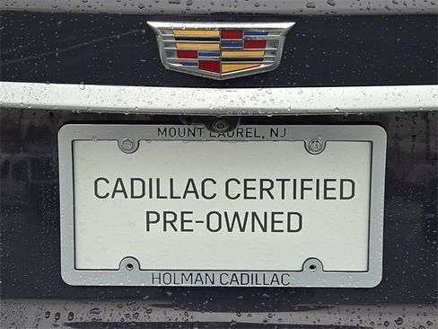 Used 2025 Cadillac XT6 Premium Luxury image 37