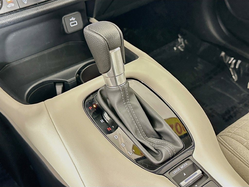Used 2024 Honda HR-V LX image 20