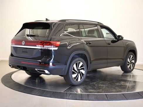 New 2026 Volkswagen Atlas SE AWD/4WD image 3