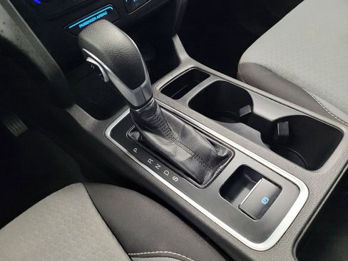 Used 2019 Ford Escape SE FWD image 26