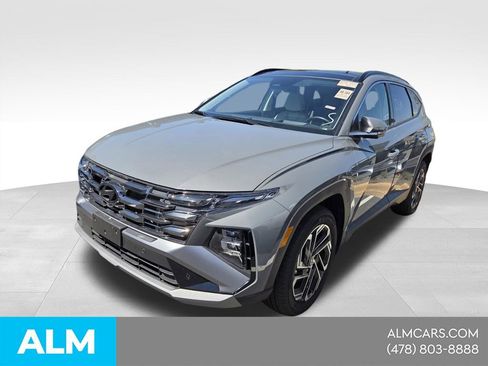 Used 2025 Hyundai Tucson Limited AWD/4WD image 1