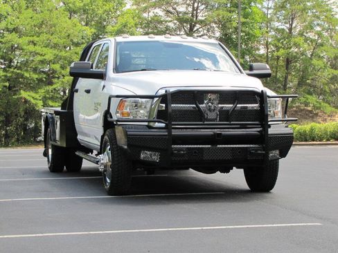 Used 2017 RAM 3500 Tradesman w/ Chrome Appearance Group AWD/4WD image 9