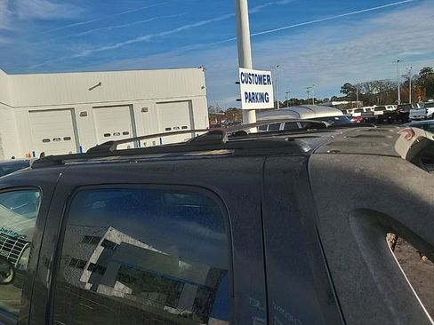 Used 2012 Chevrolet Avalanche LTZ image 17