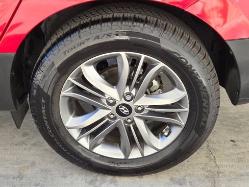 Used 2015 Hyundai Tucson SE image 11