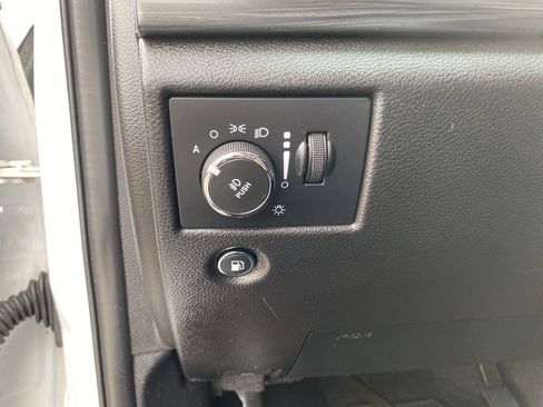 Used 2021 Jeep Grand Cherokee Laredo image 14