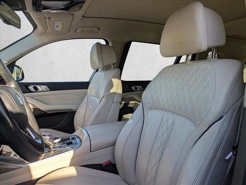 Used 2019 BMW X7 xDrive40i w/ Premium Package image 13