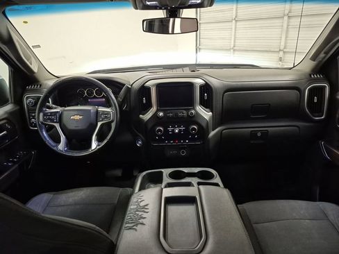 Used 2019 Chevrolet Silverado 1500 LT w/ Texas Edition image 21