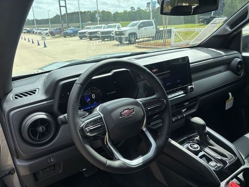 New 2026 Chevrolet Colorado Trail Boss AWD/4WD image 32