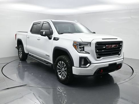 Used 2021 GMC Sierra 1500 AT4 w/ AT4 Value Package AWD/4WD image 2