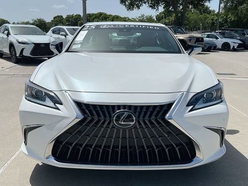 Certified 2025 Lexus ES 300h w/ Premium Package FWD image 2
