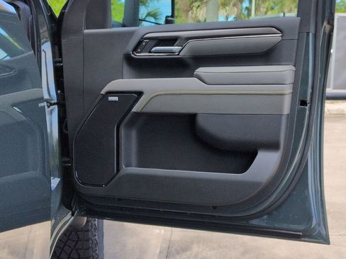 New 2026 Chevrolet Silverado 2500 ZR2 image 20