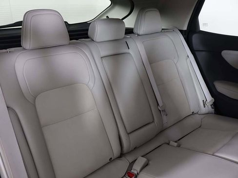 Used 2023 Nissan Ariya FWD image 35