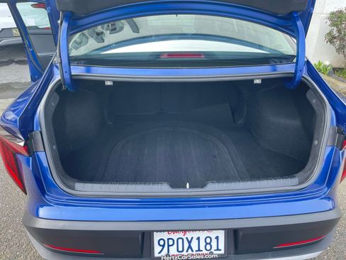 Used 2025 Kia K4 LXS image 32