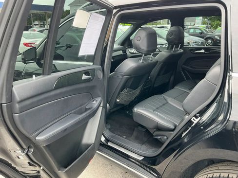 Used 2017 Mercedes-Benz GLS 450 4MATIC image 8