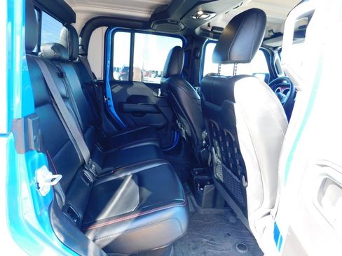 Used 2023 Jeep Gladiator Rubicon w/ LED Lighting Group image 5