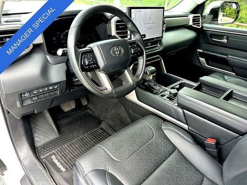 Used 2023 Toyota Tundra Limited AWD/4WD image 13