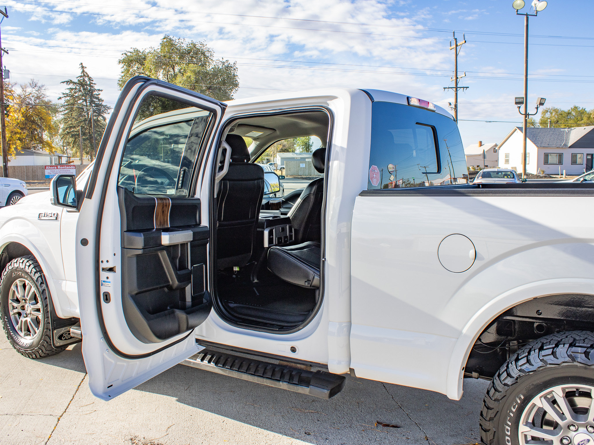 Used 2020 Ford F150 Lariat AWD/4WD image 12