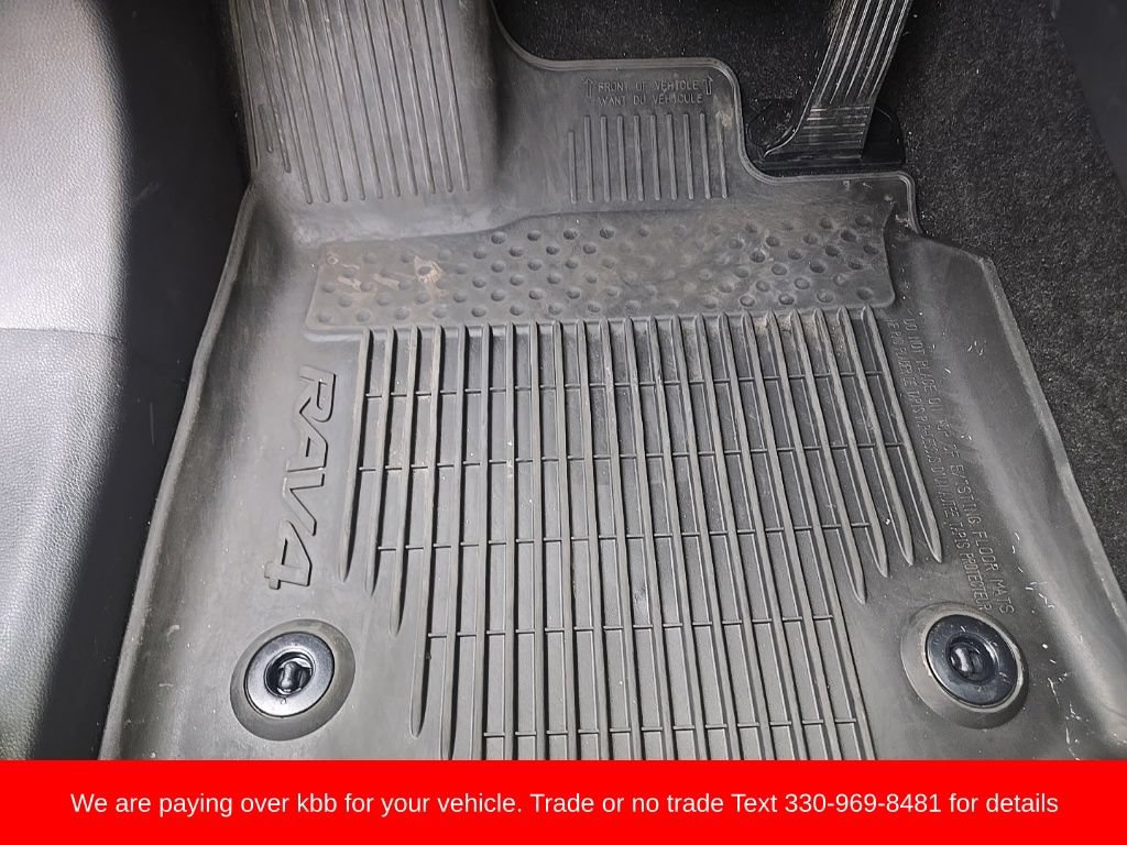 Used 2023 Toyota RAV4 LE AWD/4WD image 12