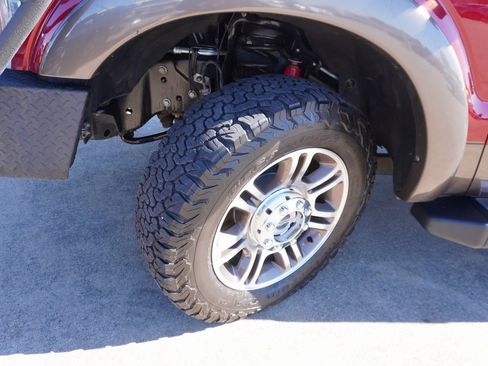 Used 2016 Ford F350 King Ranch w/ FX4 Off-Road Package image 31