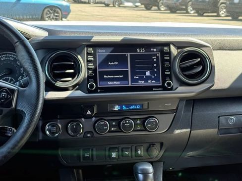 Certified 2023 Toyota Tacoma TRD Off-Road AWD/4WD image 18