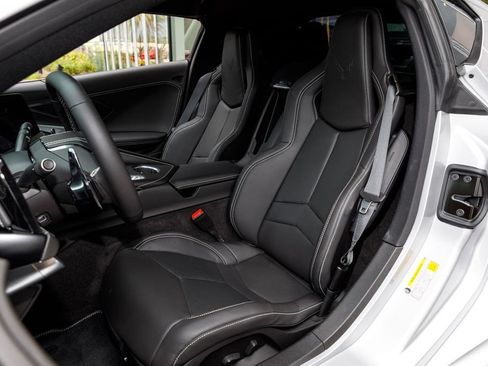 Used 2026 Chevrolet Corvette Z06 RWD image 18