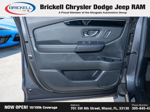 Used 2025 Honda Pilot Touring image 18