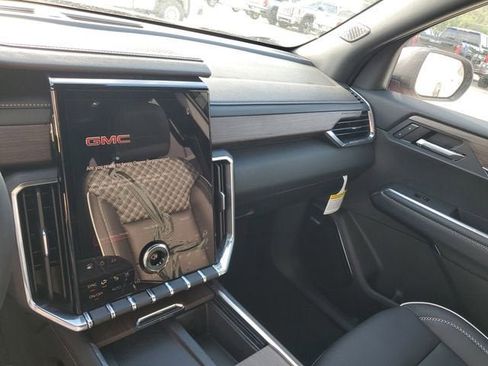 New 2026 GMC Acadia Denali image 26