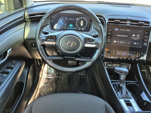 Certified 2024 Hyundai Tucson SEL FWD image 14