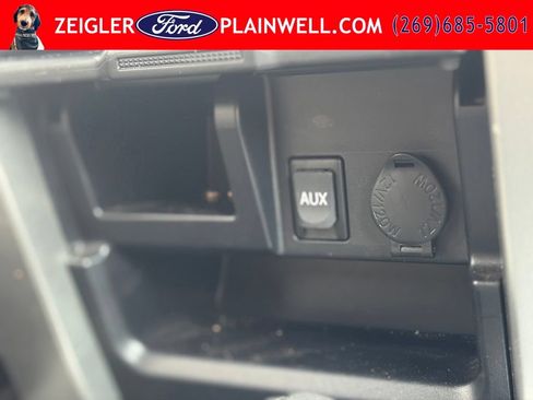 Used 2012 Toyota 4Runner Limited AWD/4WD image 26