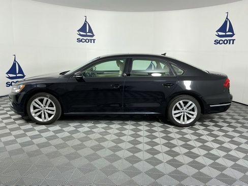 Used 2019 Volkswagen Passat 2.0T Wolfsburg image 4
