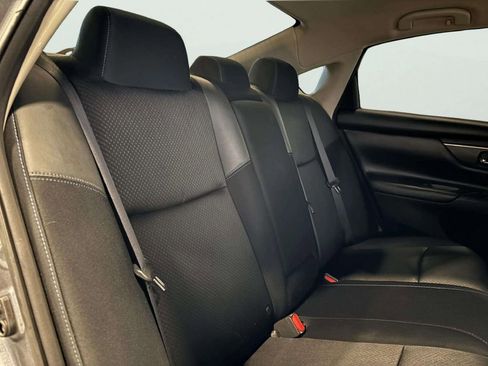 Used 2016 Nissan Altima 2.5 SR image 23