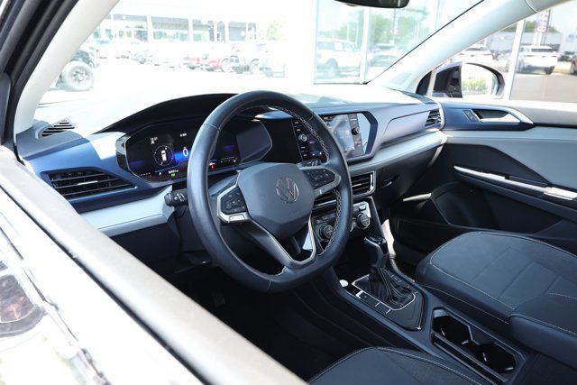 Used 2024 Volkswagen Taos SE FWD image 23