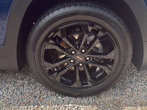 Used 2022 GMC Terrain SLT w/ Elevation Edition FWD image 36