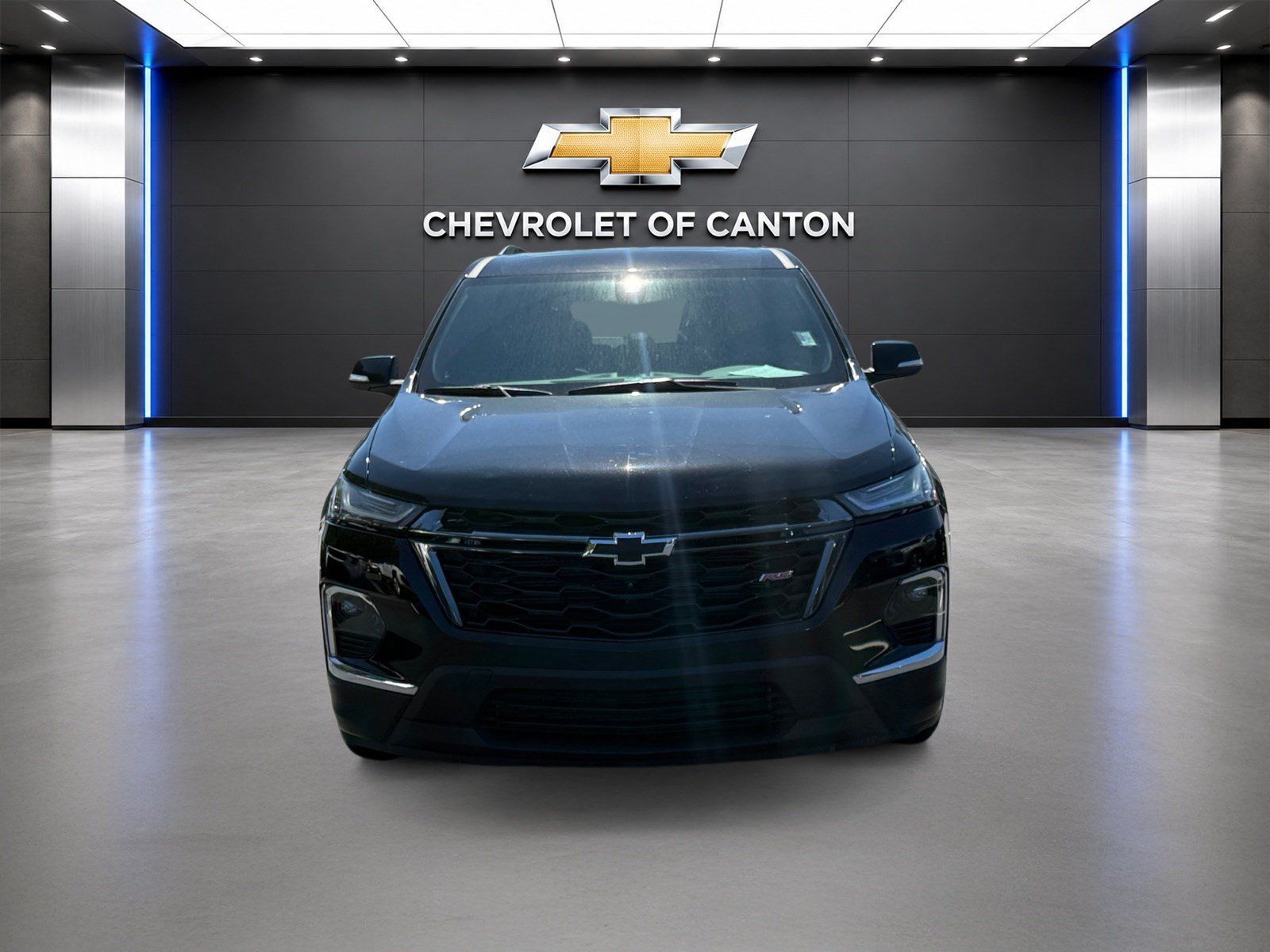 Used 2023 Chevrolet Traverse RS AWD/4WD image 2