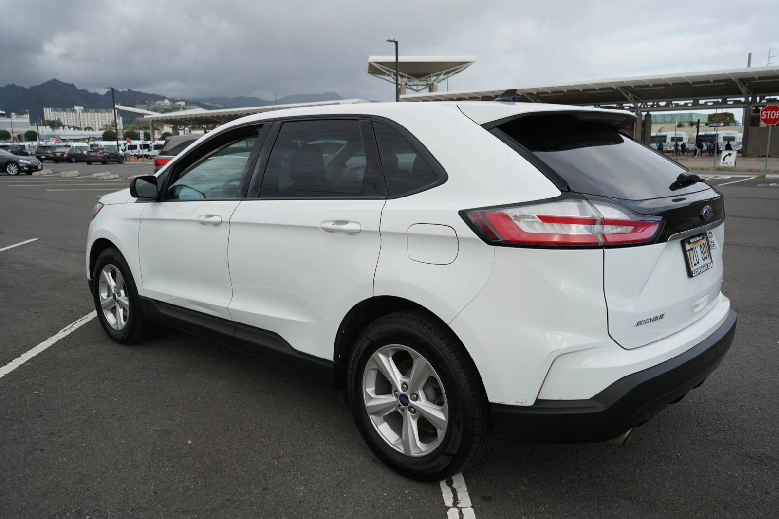 Used 2019 Ford Edge SE FWD image 26