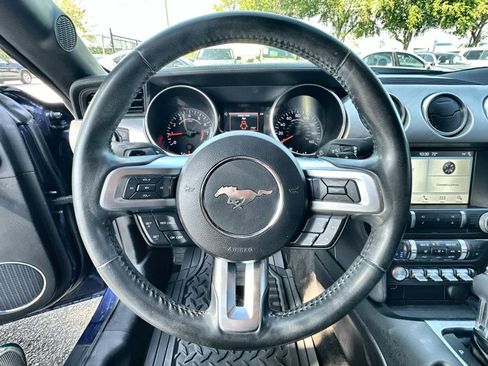 Used 2018 Ford Mustang Premium image 21