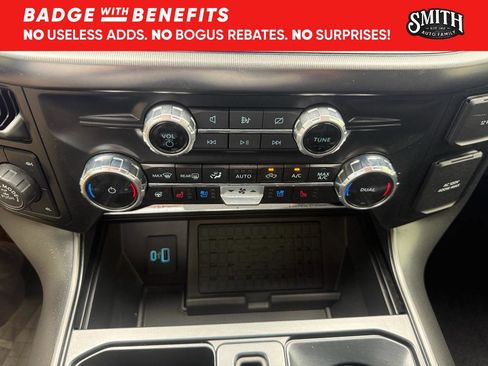 Used 2024 Ford F150 Lariat w/ Bed Utility Package AWD/4WD image 16