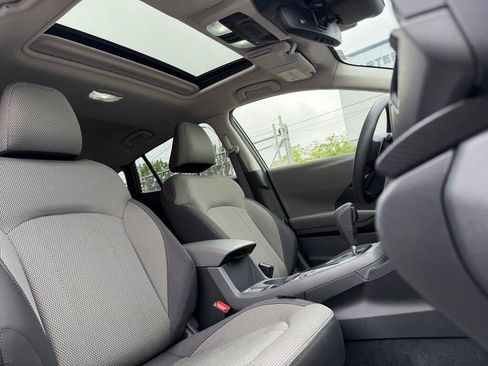 Certified 2024 Subaru Crosstrek 2.0i Premium AWD/4WD image 11