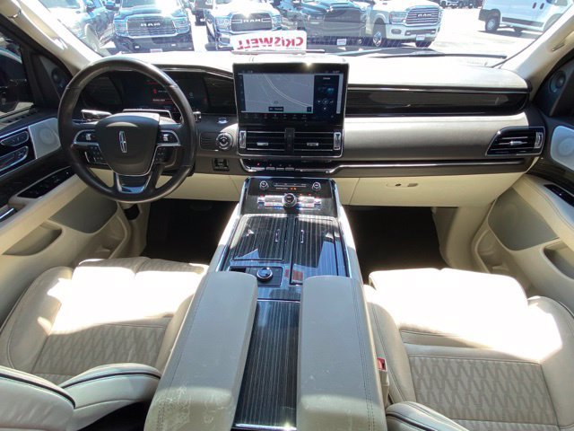 Used 2023 Lincoln Navigator Black Label AWD/4WD image 26