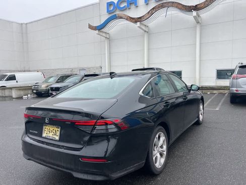 Used 2023 Honda Accord LX image 9