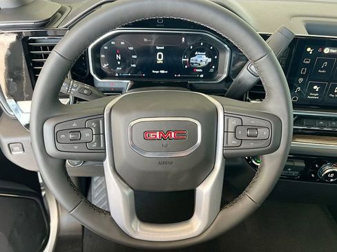 New 2026 GMC Sierra 1500 Elevation image 7