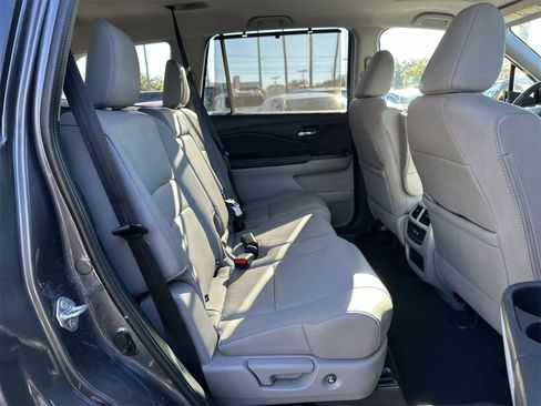 Used 2019 Honda Pilot EX-L image 18
