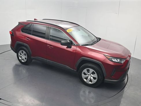 Used 2021 Toyota RAV4 LE AWD/4WD image 46