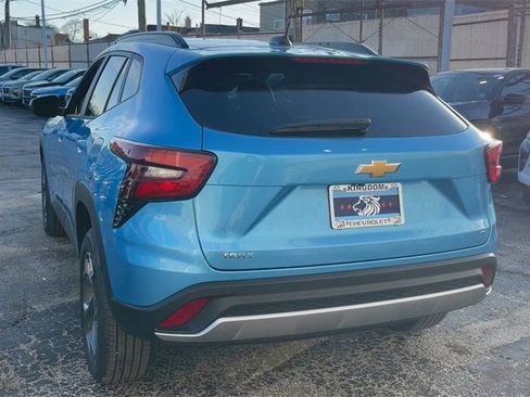 New 2025 Chevrolet Trax LT image 4