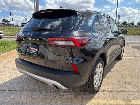 Used 2024 Ford Escape Active FWD image 4