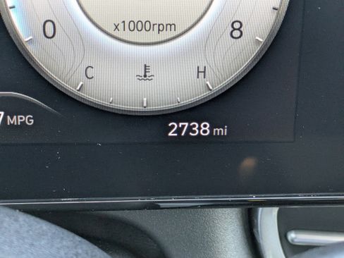 Certified 2025 Hyundai Elantra SEL image 22