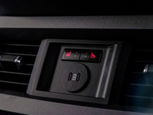 Used 2023 Ford F250 Lariat w/ Lariat Ultimate Package image 32