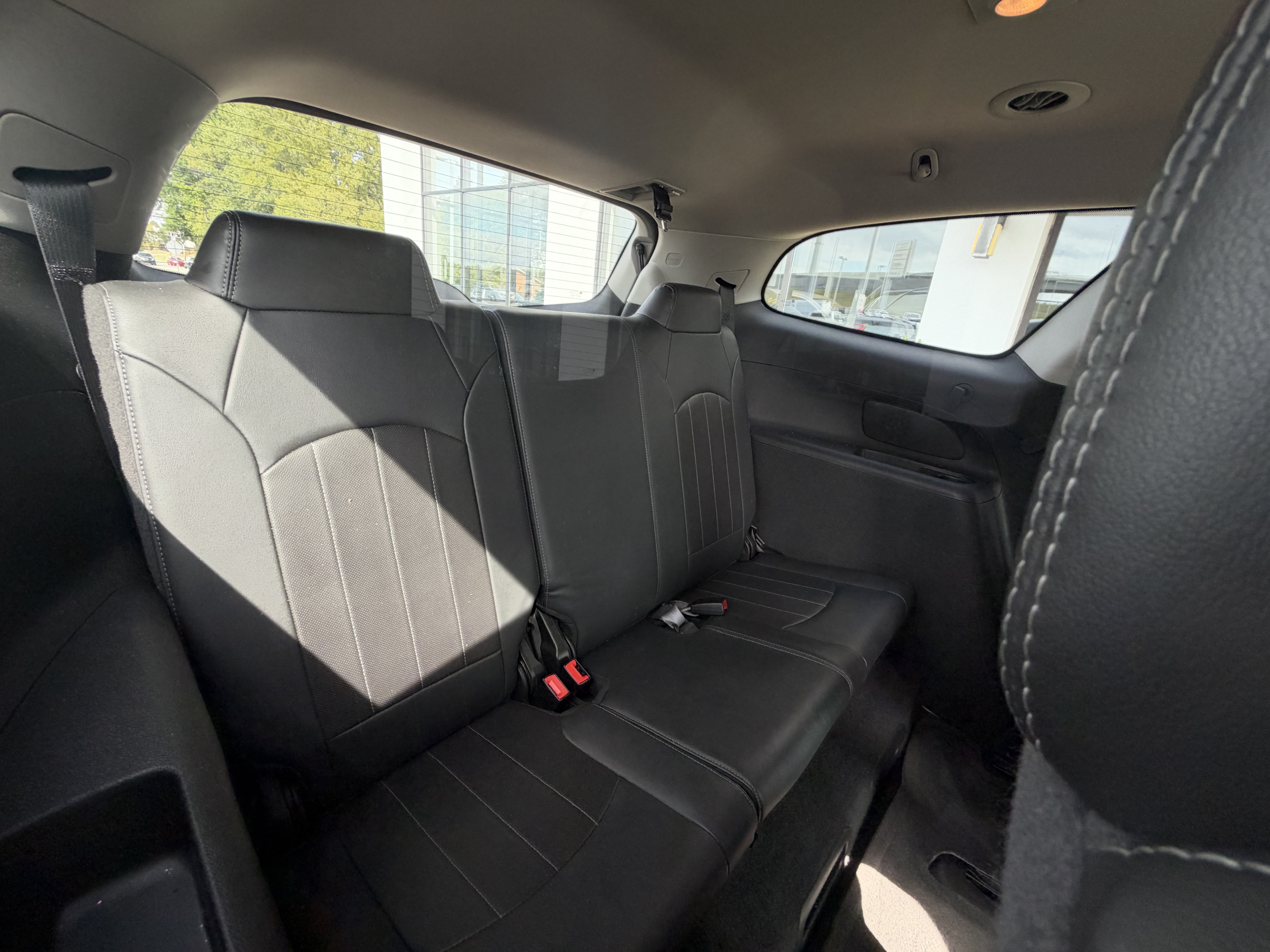 Used 2016 Buick Enclave Leather FWD image 27