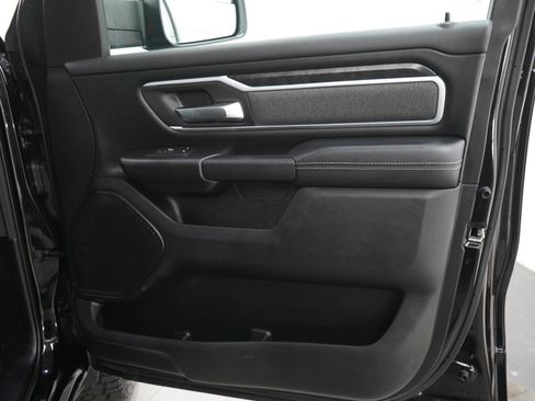 Used 2020 RAM 1500 Big Horn AWD/4WD image 12
